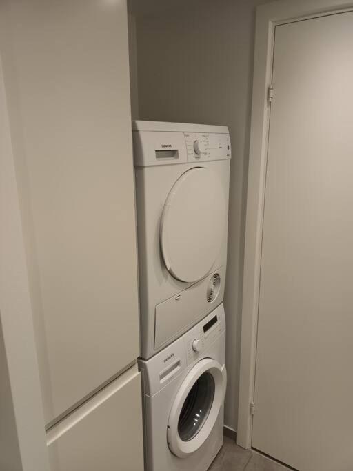 Fully Equipped Apartment, 15 Min To Center Appartement *